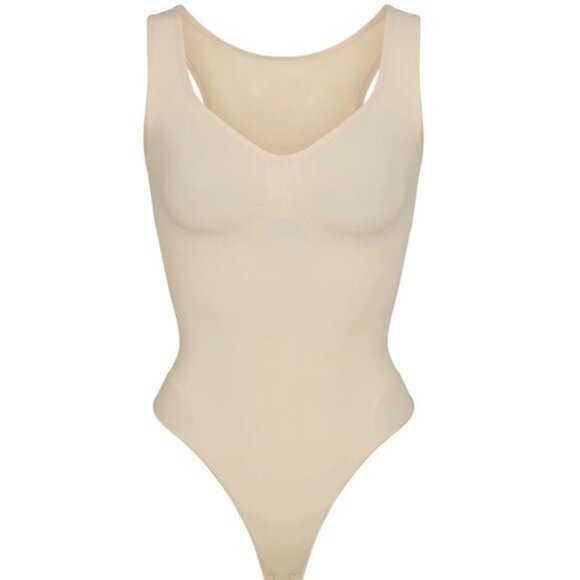 SKIMS Sculpting Thong Bodysuit Clay Beige S (US 4-6) NWOT MSRP $70 - Picture 4 of 7